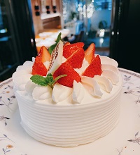 メッセージ付きホールケーキの参考写真